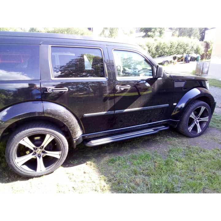 Bočné nášľapy Dodge Nitro 2006-2011 P/209
