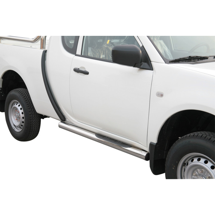 Bočné nášľapy 2010 - 2015 Mitsubishi L200 Club Cab GP/262