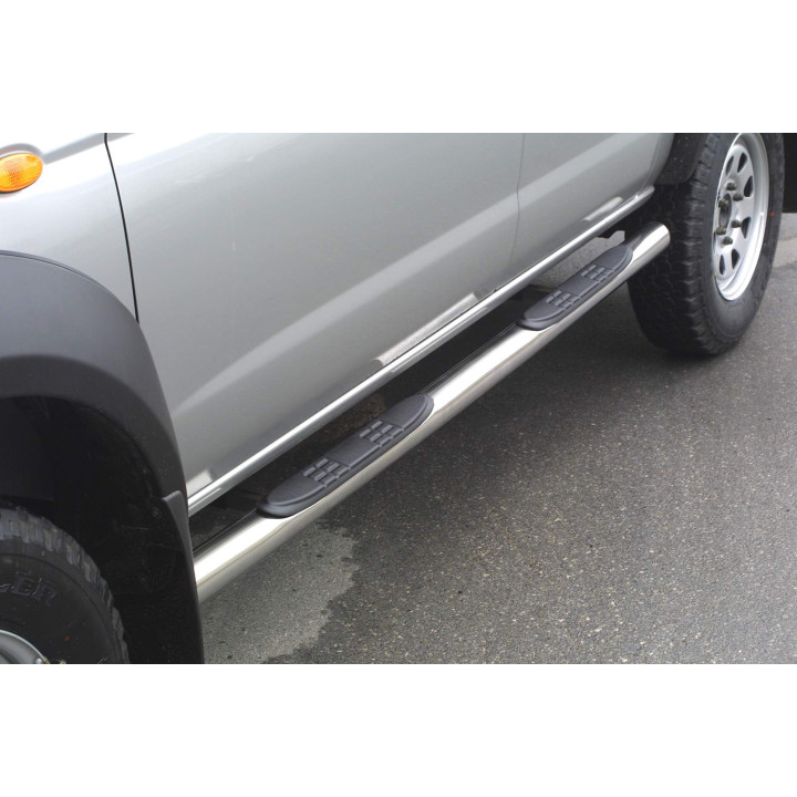 Bočné nášľapy Nissan Pick Up 2.5 TD 130 Hp Single Cab 2002 - 2005 GP/132